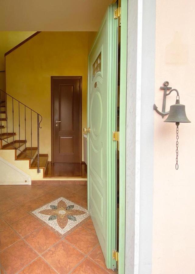 La Madonnina Bed & Breakfast Querceta Exterior photo